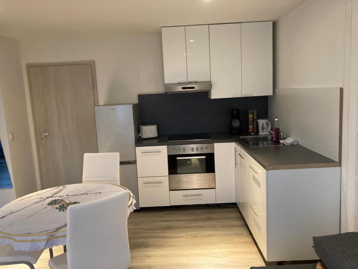 Messe-Hotelzimmer-Einzimmerappartement Leverkusen Kamer foto