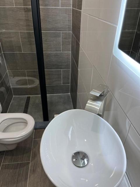 Messe-Hotelzimmer-Einzimmerappartement Leverkusen Kamer foto